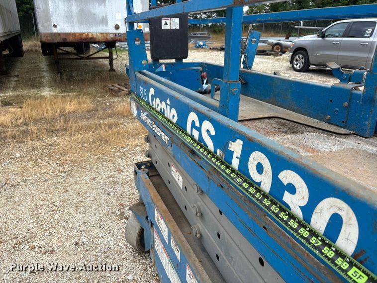 image for item ER3009 Genie GS-1930 scissor lift