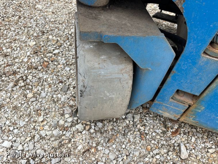 image for item ER3009 Genie GS-1930 scissor lift