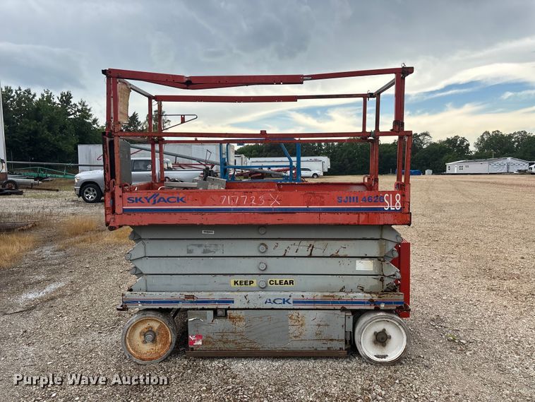 image for item ER3010 Skyjack SJIII 4626 scissor lift
