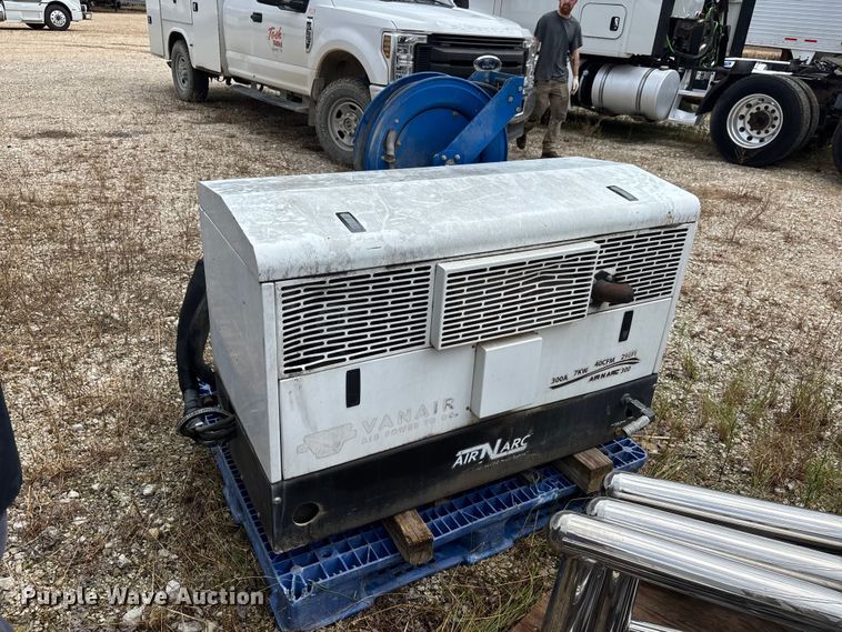 image for item ER3013 VanAir Air n Arc 300 welder
