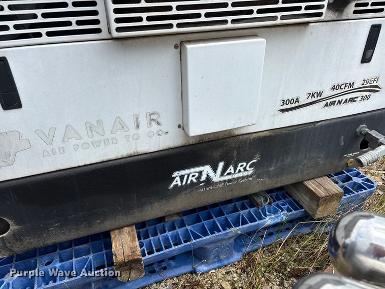 image for item ER3013 VanAir Air n Arc 300 welder