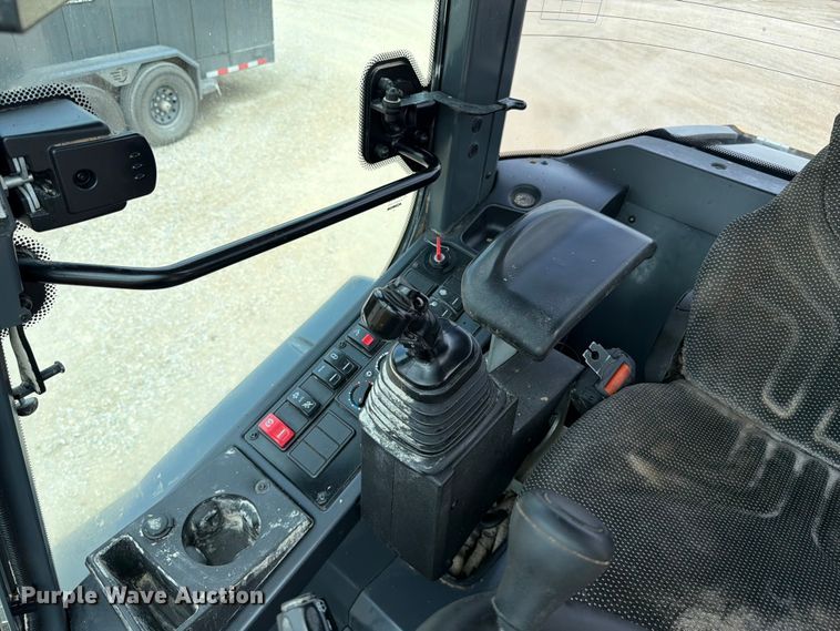 image for item ER3023 2024 John Deere 344P wheel loader
