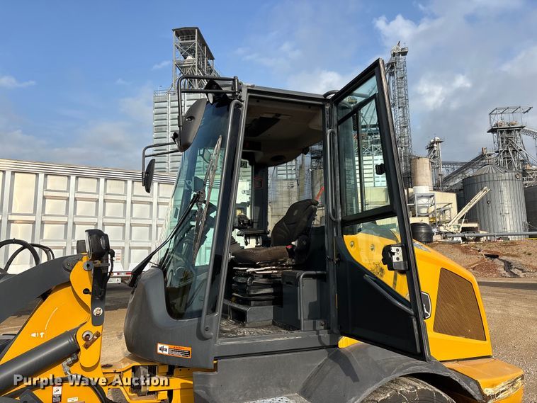 image for item ER3024 2023 John Deere 324P wheel loader