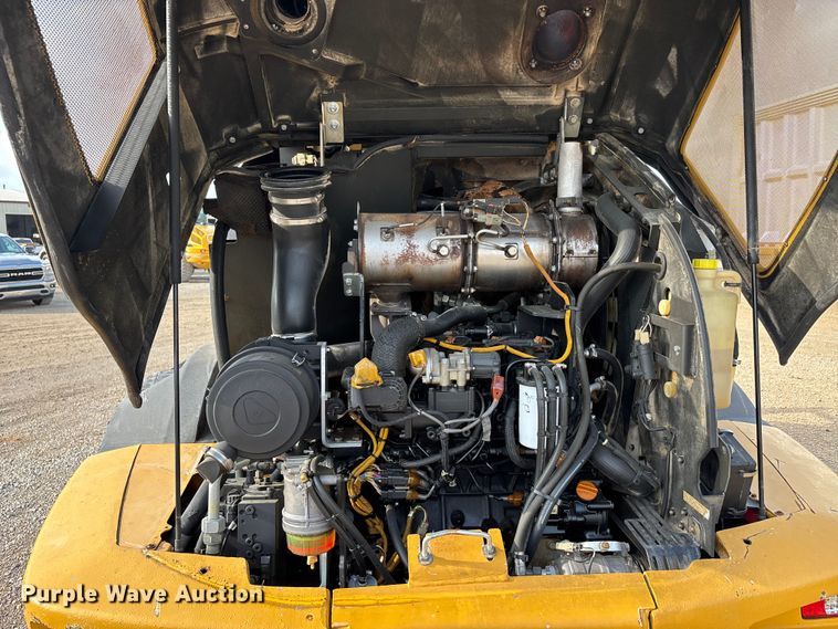 image for item ER3024 2023 John Deere 324P wheel loader