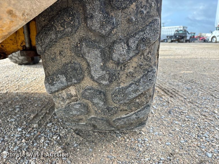 image for item ER3024 2023 John Deere 324P wheel loader