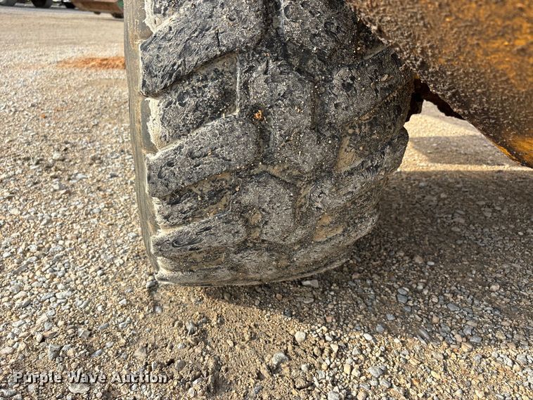 image for item ER3024 2023 John Deere 324P wheel loader