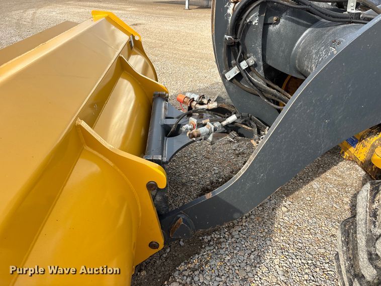 image for item ER3025 2024 John Deere 324P wheel loader