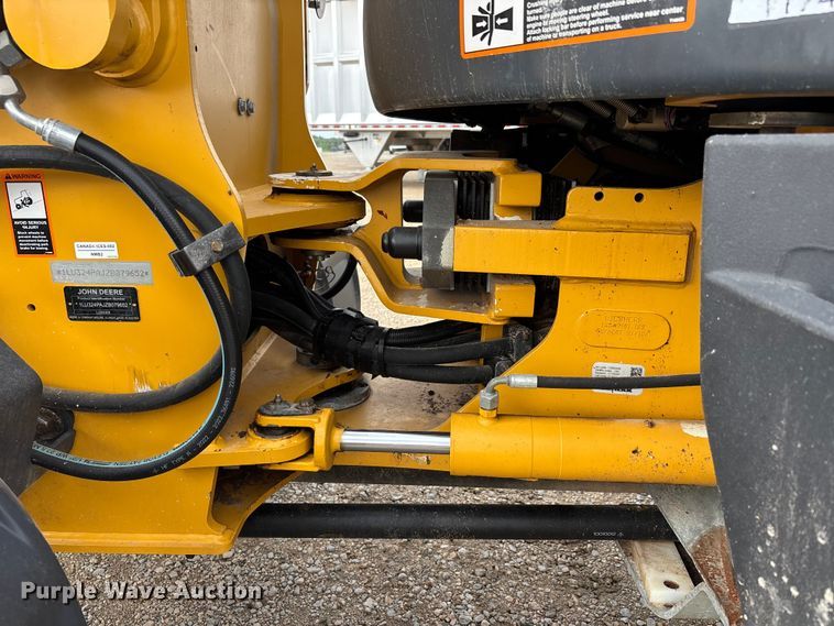 image for item ER3025 2024 John Deere 324P wheel loader