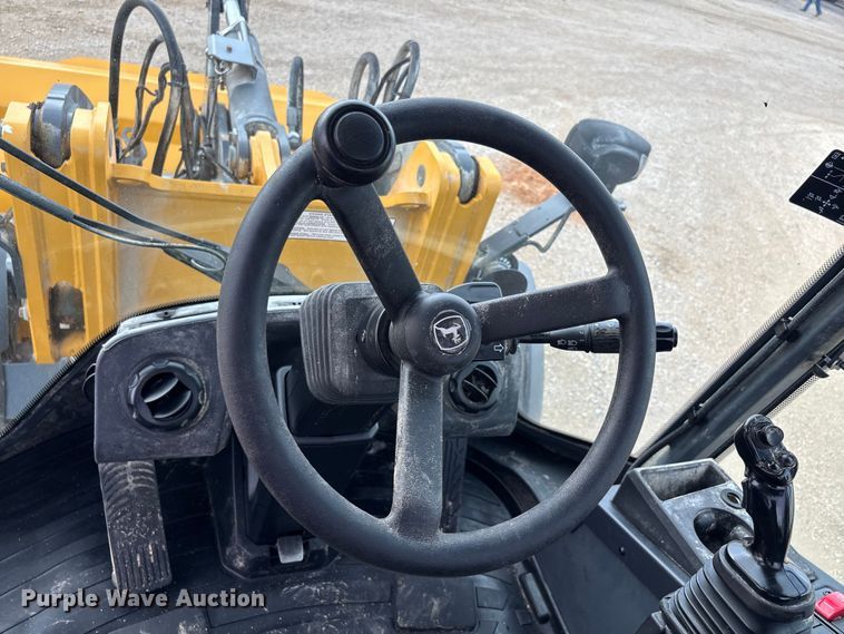 image for item ER3025 2024 John Deere 324P wheel loader