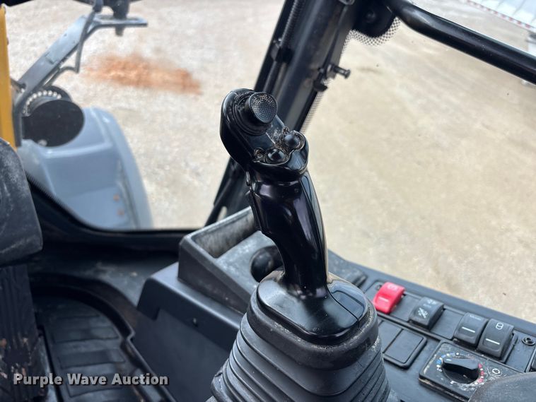 image for item ER3025 2024 John Deere 324P wheel loader