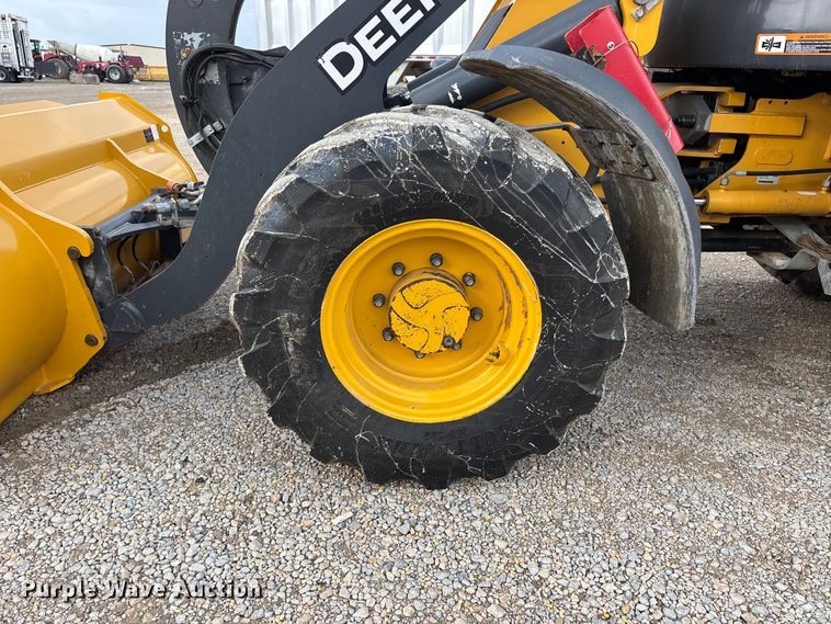 image for item ER3025 2024 John Deere 324P wheel loader