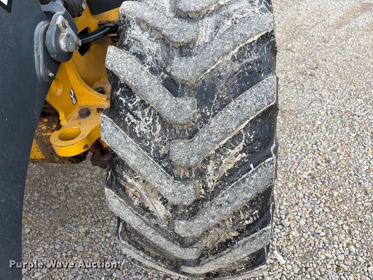 image for item ER3025 2024 John Deere 324P wheel loader