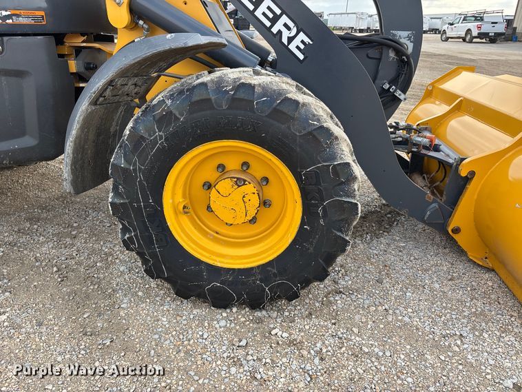 image for item ER3025 2024 John Deere 324P wheel loader