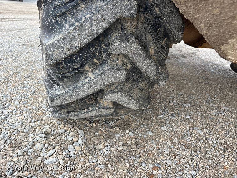 image for item ER3025 2024 John Deere 324P wheel loader