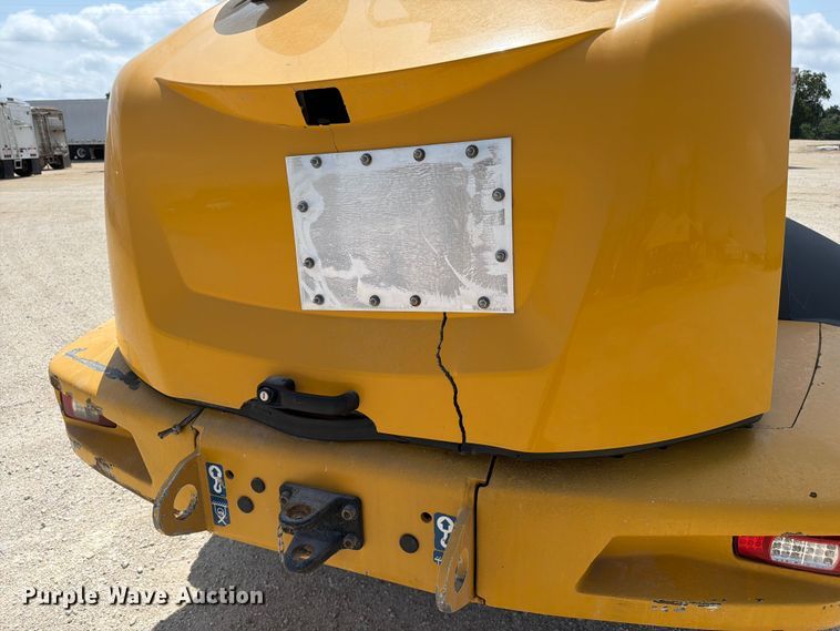 image for item ER3026 2024 John Deere 324P wheel loader