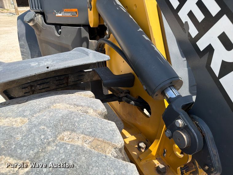 image for item ER3026 2024 John Deere 324P wheel loader