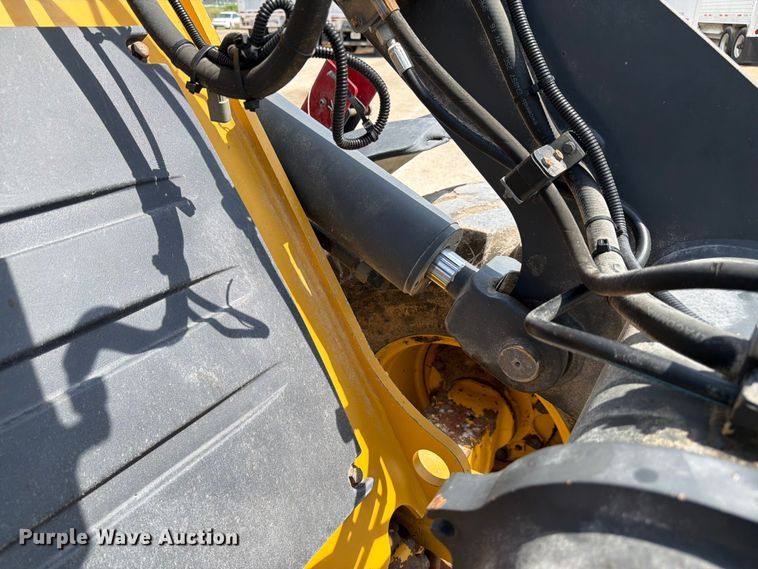 image for item ER3026 2024 John Deere 324P wheel loader