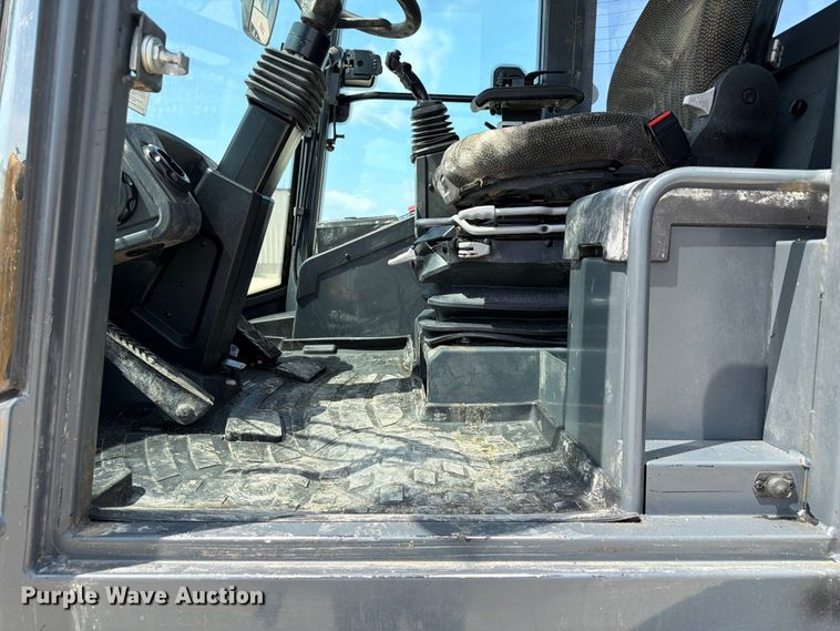 image for item ER3026 2024 John Deere 324P wheel loader