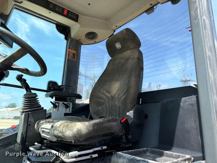 image for item ER3026 2024 John Deere 324P wheel loader