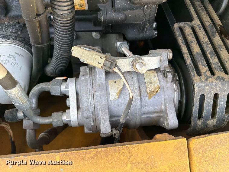 image for item ER3026 2024 John Deere 324P wheel loader