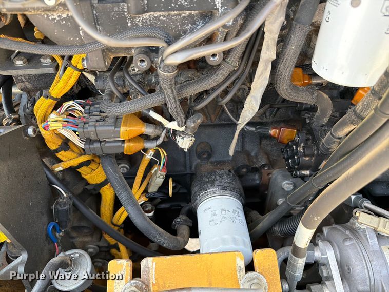 image for item ER3026 2024 John Deere 324P wheel loader