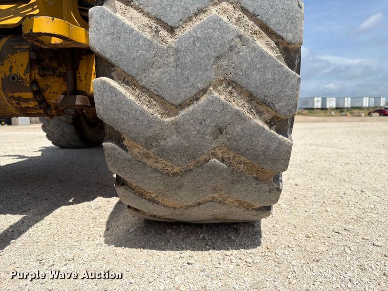 image for item ER3026 2024 John Deere 324P wheel loader
