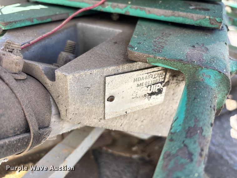 image for item ER7633 (4) power trowels