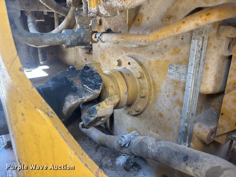 image for item ER7647 2019 Caterpillar 966M wheel loader