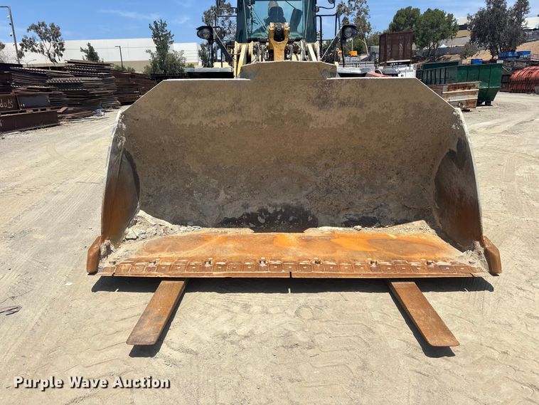 image for item ER7647 2019 Caterpillar 966M wheel loader
