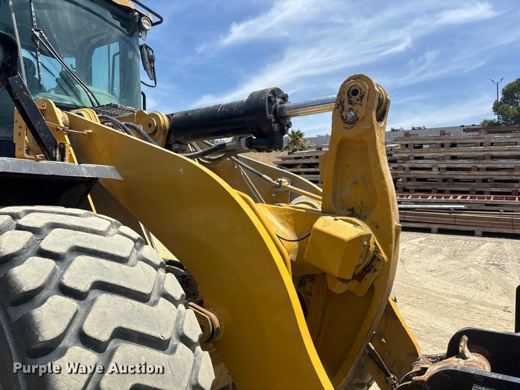 image for item ER7647 2019 Caterpillar 966M wheel loader
