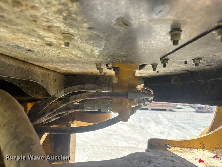 image for item ER7647 2019 Caterpillar 966M wheel loader