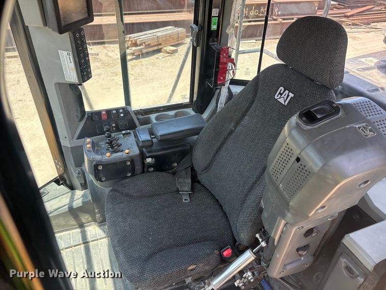 image for item ER7647 2019 Caterpillar 966M wheel loader