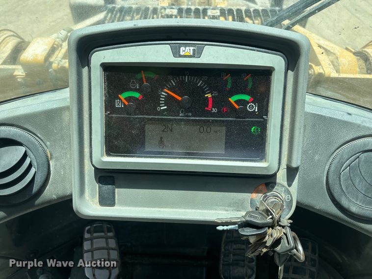 image for item ER7647 2019 Caterpillar 966M wheel loader
