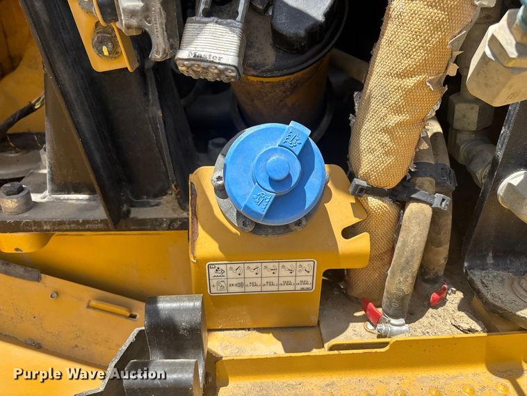 image for item ER7647 2019 Caterpillar 966M wheel loader