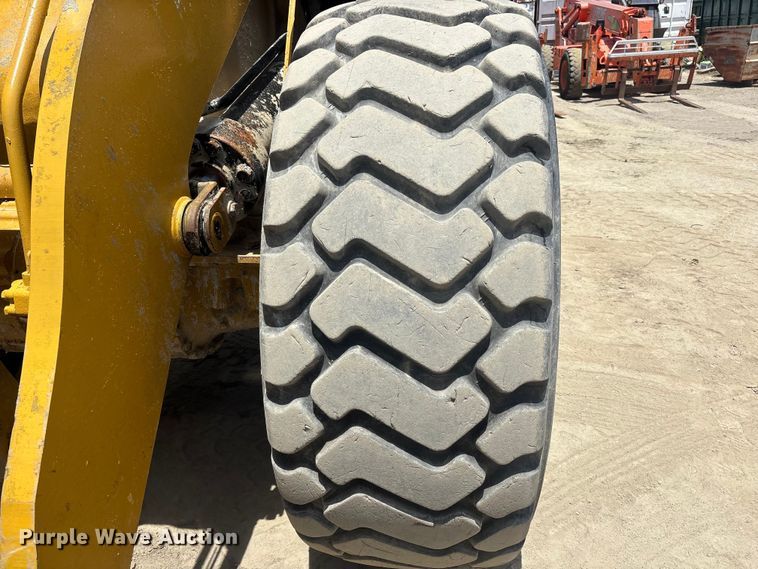 image for item ER7647 2019 Caterpillar 966M wheel loader