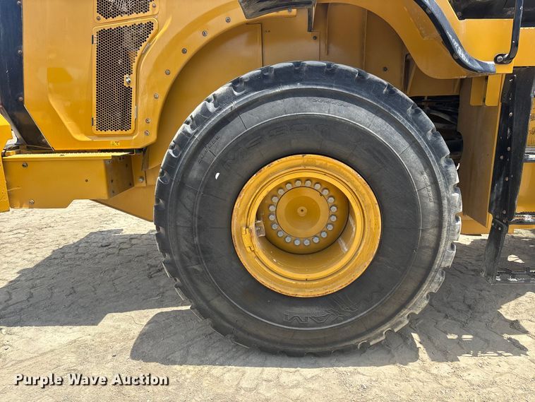 image for item ER7647 2019 Caterpillar 966M wheel loader