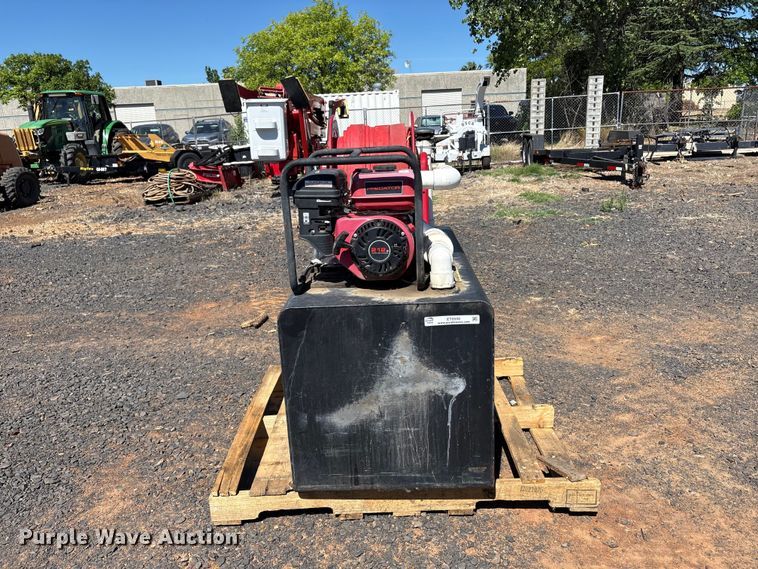 image for item ET0550 (9) portable fire suppressant tanks