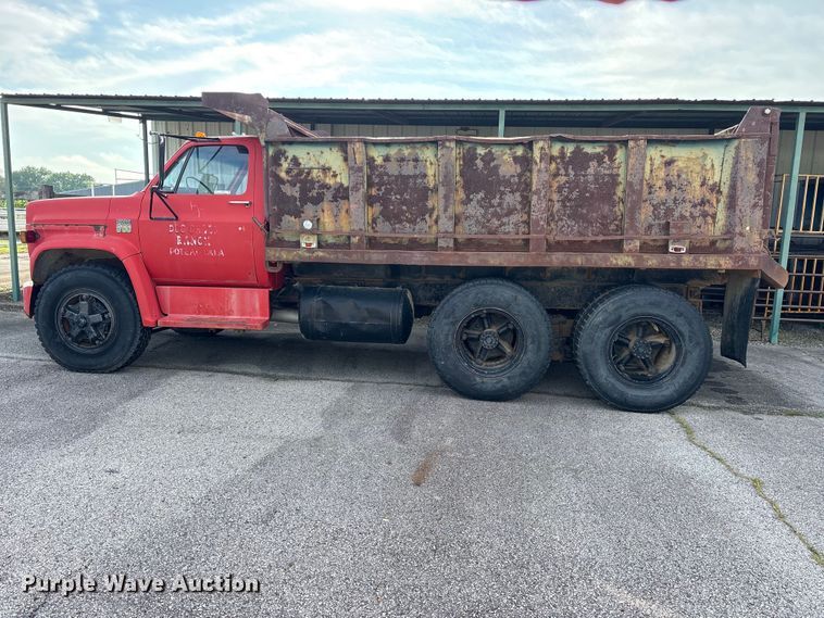 image for item ET2123 1974 Chevrolet C65 dump truck