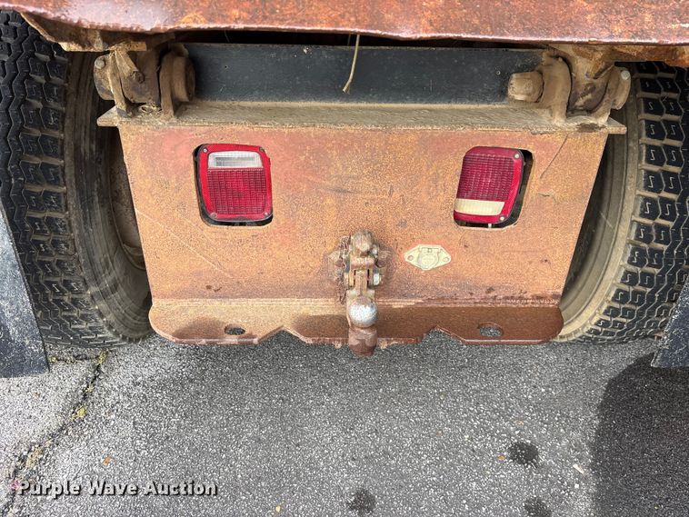 image for item ET2123 1974 Chevrolet C65 dump truck