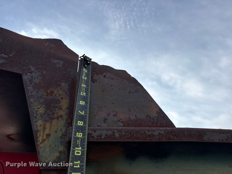image for item ET2123 1974 Chevrolet C65 dump truck