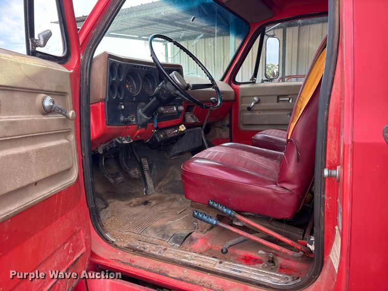 image for item ET2123 1974 Chevrolet C65 dump truck