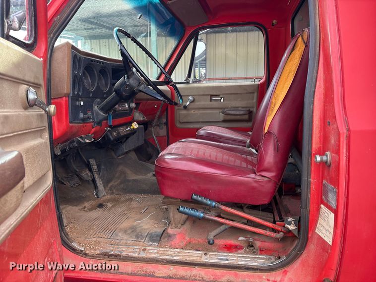 image for item ET2123 1974 Chevrolet C65 dump truck