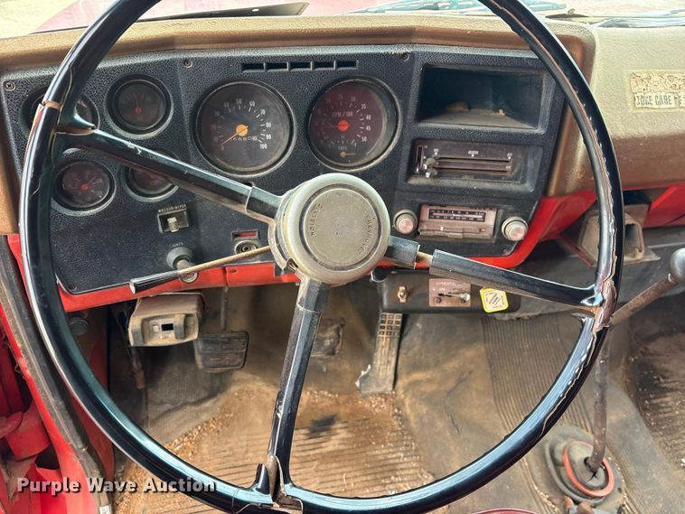 image for item ET2123 1974 Chevrolet C65 dump truck