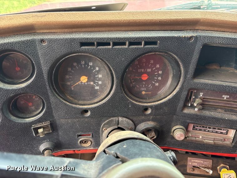 image for item ET2123 1974 Chevrolet C65 dump truck