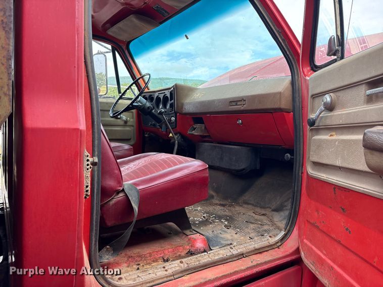 image for item ET2123 1974 Chevrolet C65 dump truck