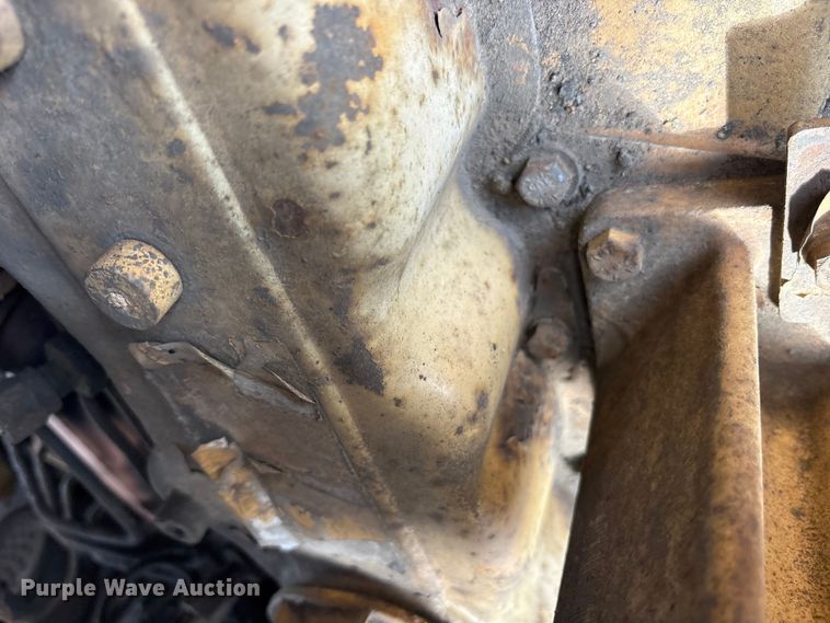image for item ET2125 1995 Caterpillar D6H LGP dozer