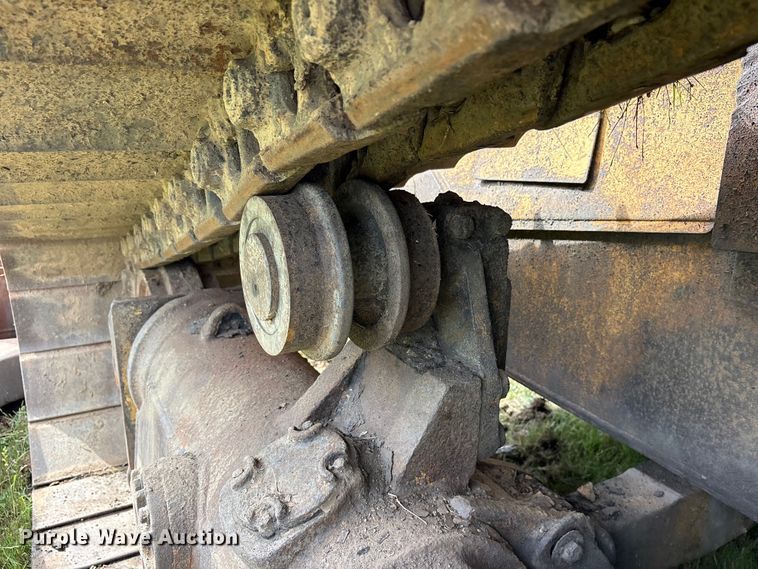 image for item ET2125 1995 Caterpillar D6H LGP dozer