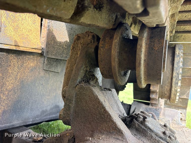 image for item ET2125 1995 Caterpillar D6H LGP dozer