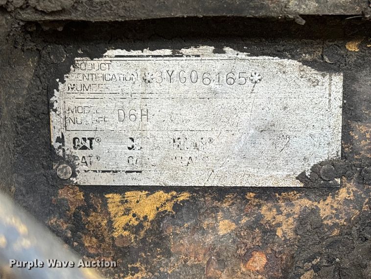 image for item ET2125 1995 Caterpillar D6H LGP dozer