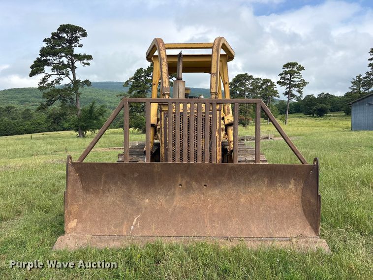 image for item ET2126 1980 Caterpillar D5B dozer